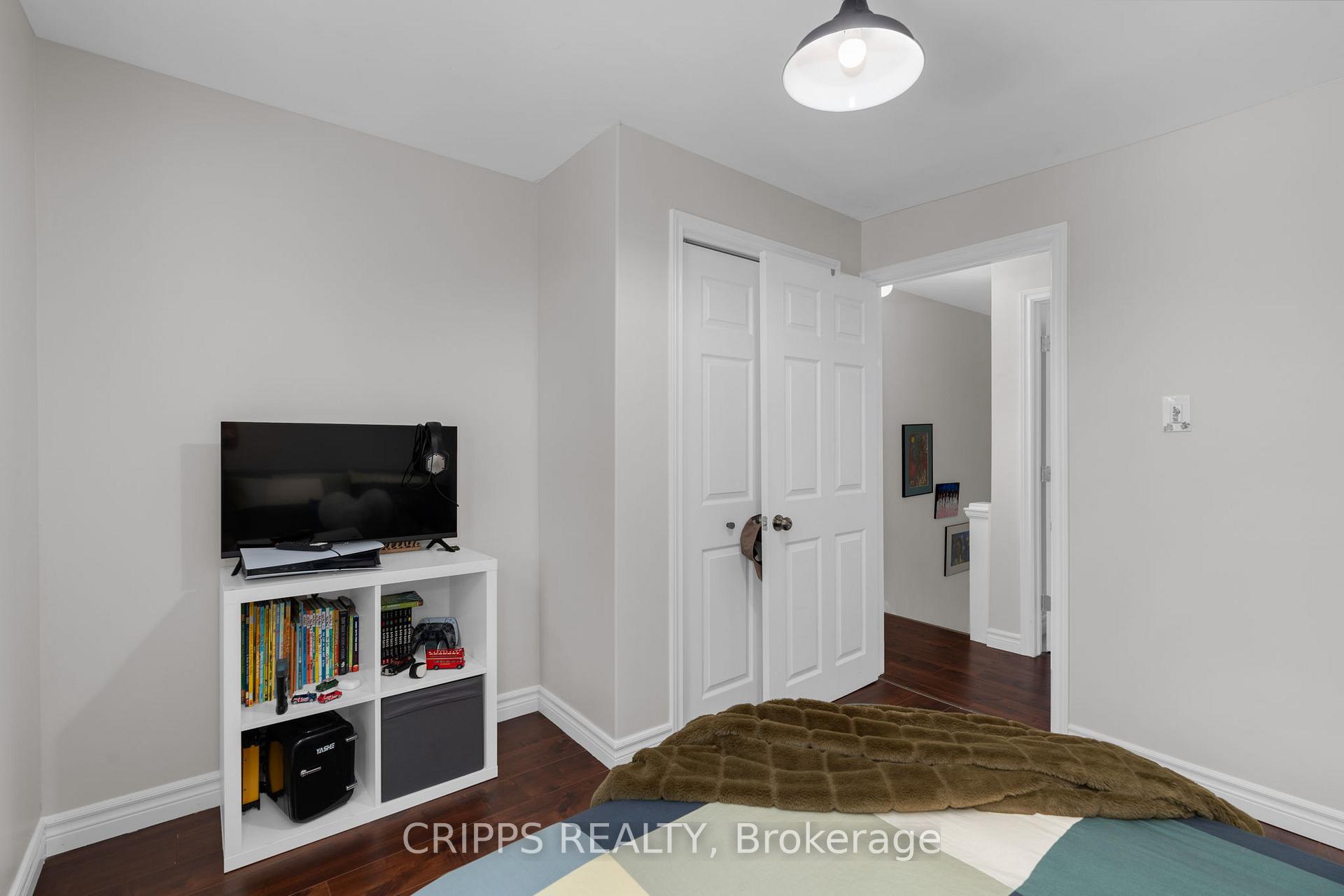 Photo 20 of 268 John Street N, Orillia — HOMEH