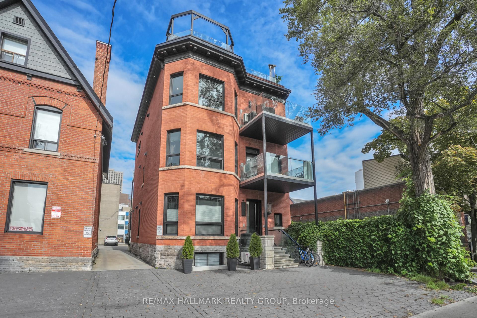 Front of Unit 5, 201 Maclaren Street