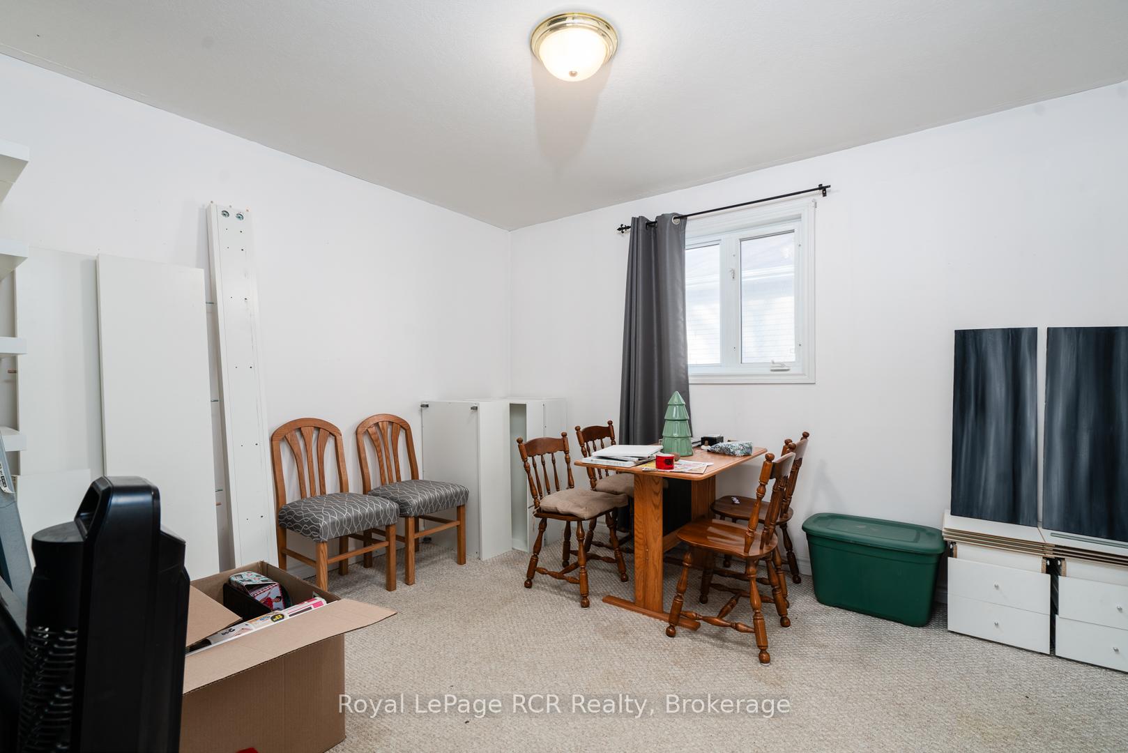 Photo 12 of 625 Wallace Avenue S, North Perth, Listowel — HOMEH