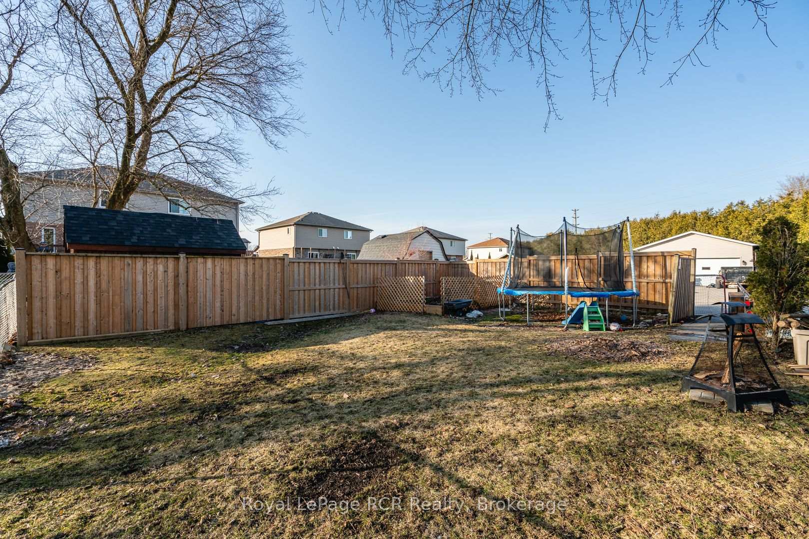 Photo 34 of 625 Wallace Avenue S, North Perth, Listowel — HOMEH