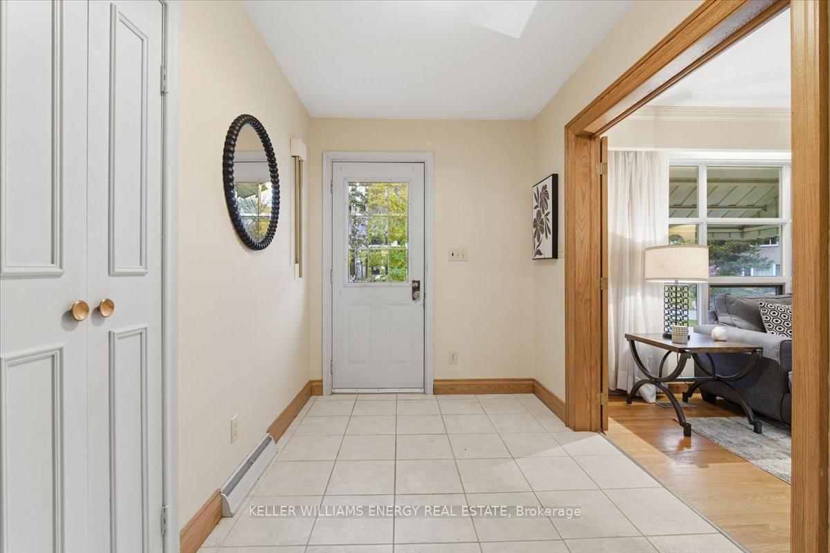 Photo 5 of 767 Jasmine Crescent, Oshawa, Centennial — HOMEH