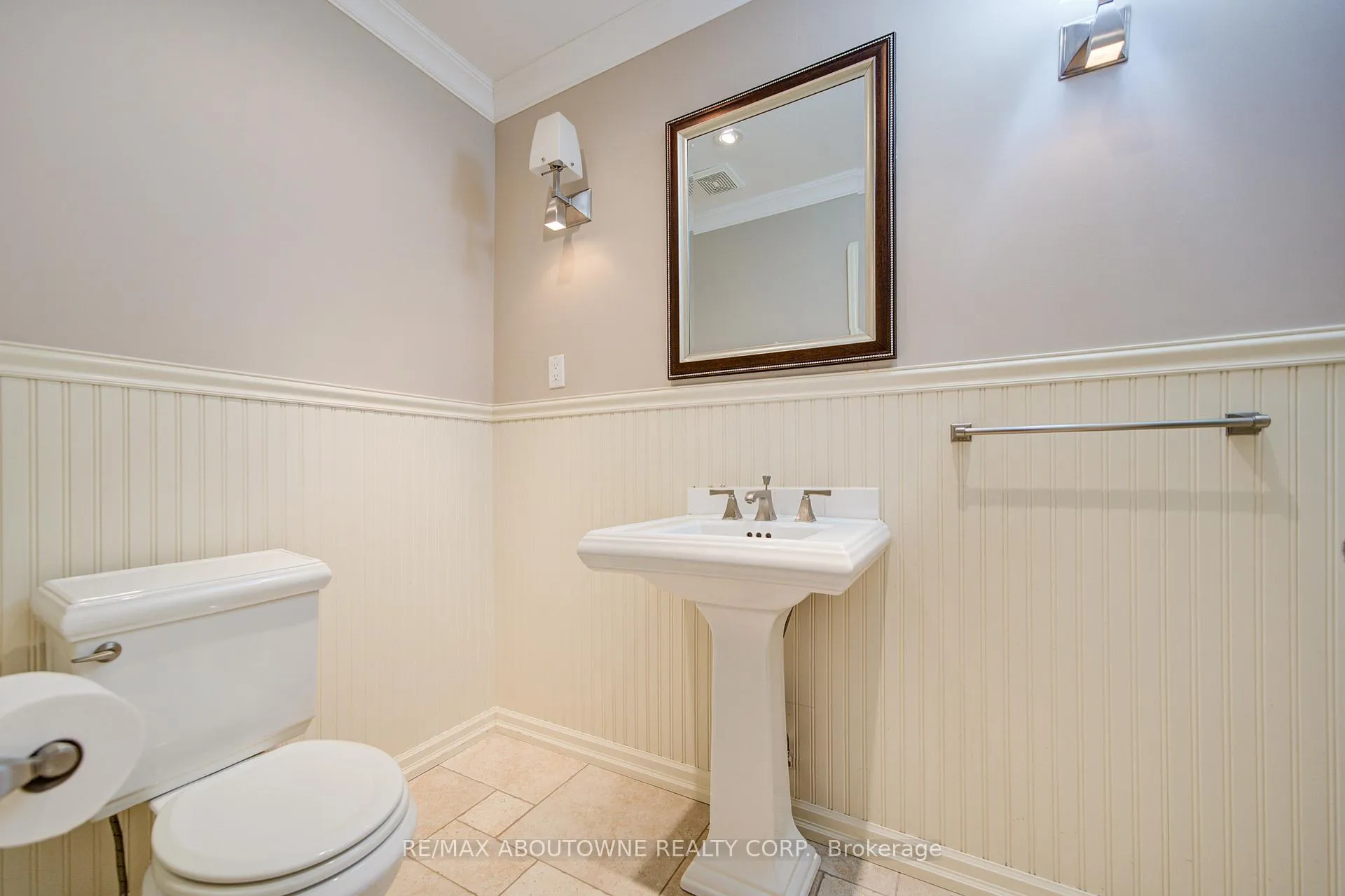 Photo 12 of 1251 Old Colony Road, Oakville, Glen Abbey — HOMEH