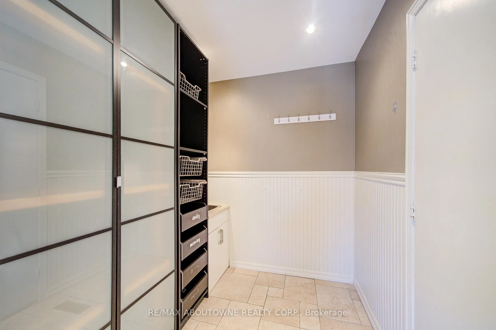 Photo 18 of 1251 Old Colony Road, Oakville, Glen Abbey — HOMEH