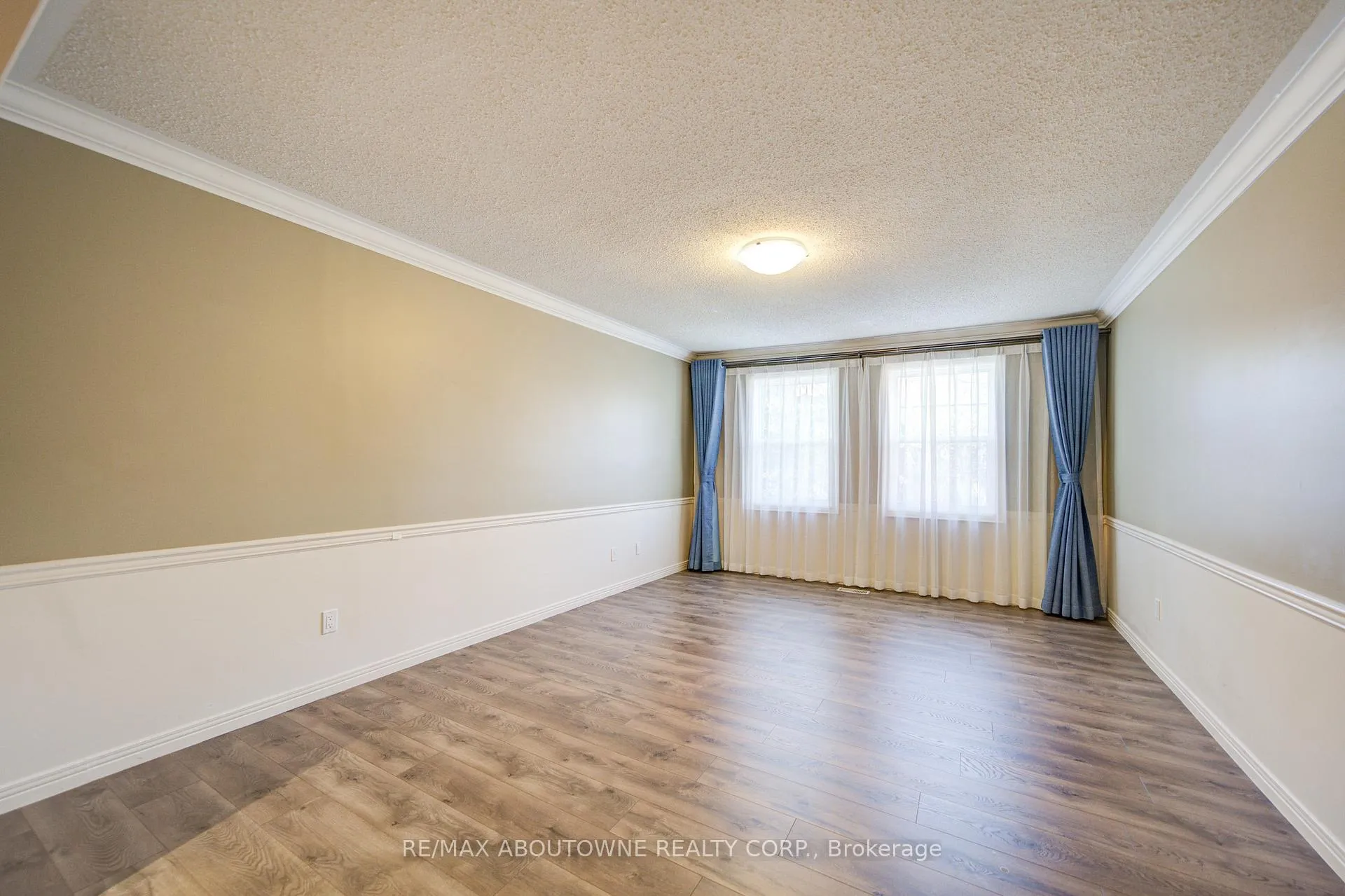 Photo 25 of 1251 Old Colony Road, Oakville, Glen Abbey — HOMEH
