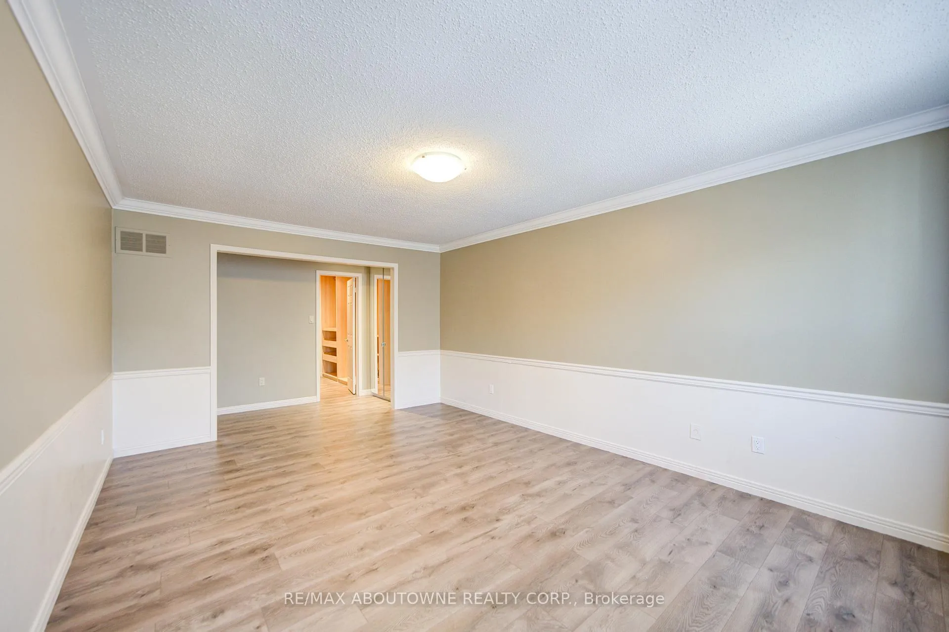 Photo 26 of 1251 Old Colony Road, Oakville, Glen Abbey — HOMEH