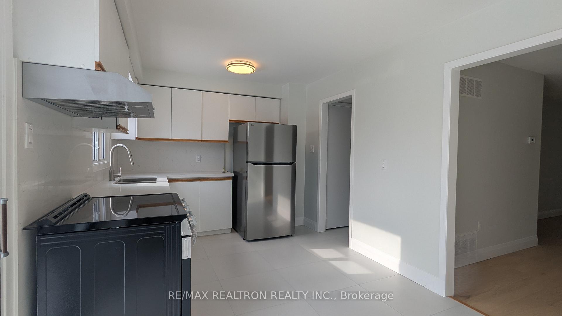 Photo 9 of Unit Upper, 69 Bedale Crescent, Markham, Milliken Mills West — HOMEH