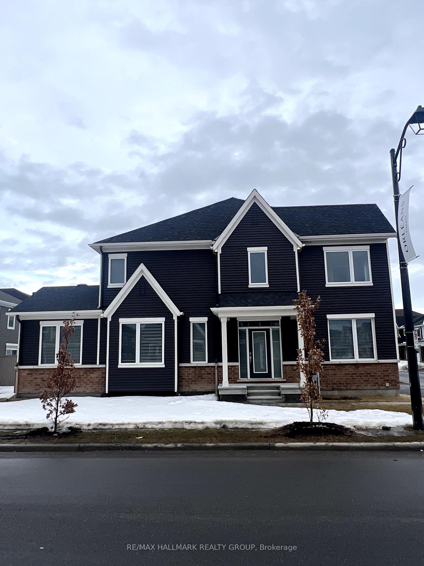 Photo 2 of 701 Vennecy Terrace E, Ottawa, Chapel Hill South - Orleans Village — HOMEH