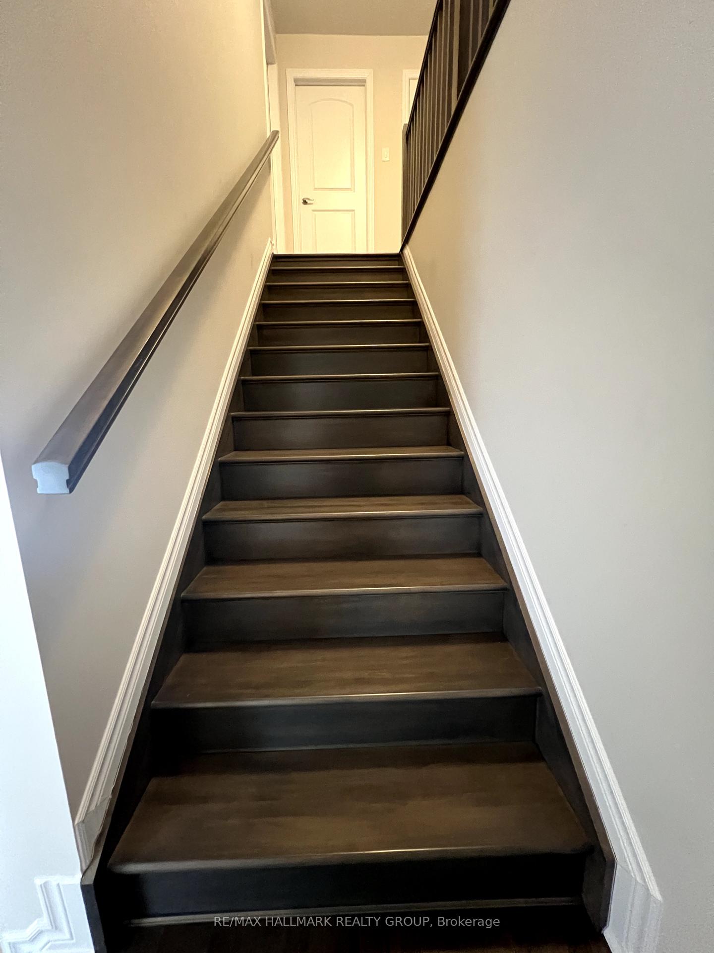 Photo 14 of 701 Vennecy Terrace E, Ottawa, Chapel Hill South - Orleans Village — HOMEH