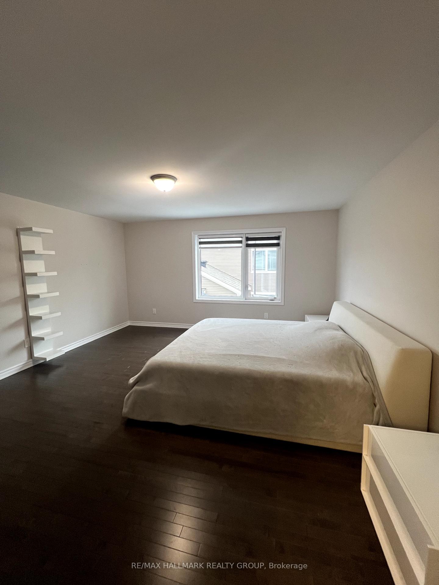 Photo 22 of 701 Vennecy Terrace E, Ottawa, Chapel Hill South - Orleans Village — HOMEH