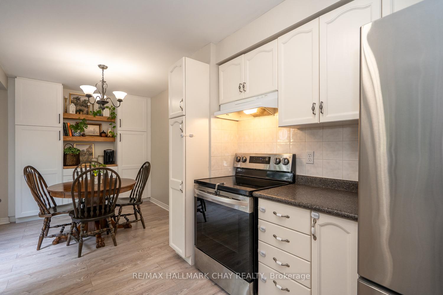 Photo 15 of 95 Banting Drive, New Tecumseth, Alliston — HOMEH