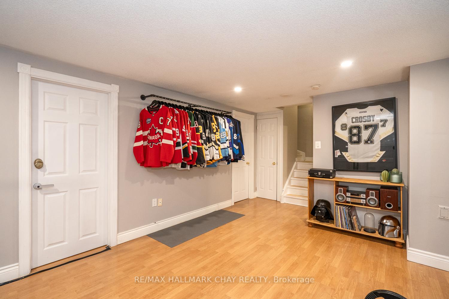 Photo 36 of 95 Banting Drive, New Tecumseth, Alliston — HOMEH