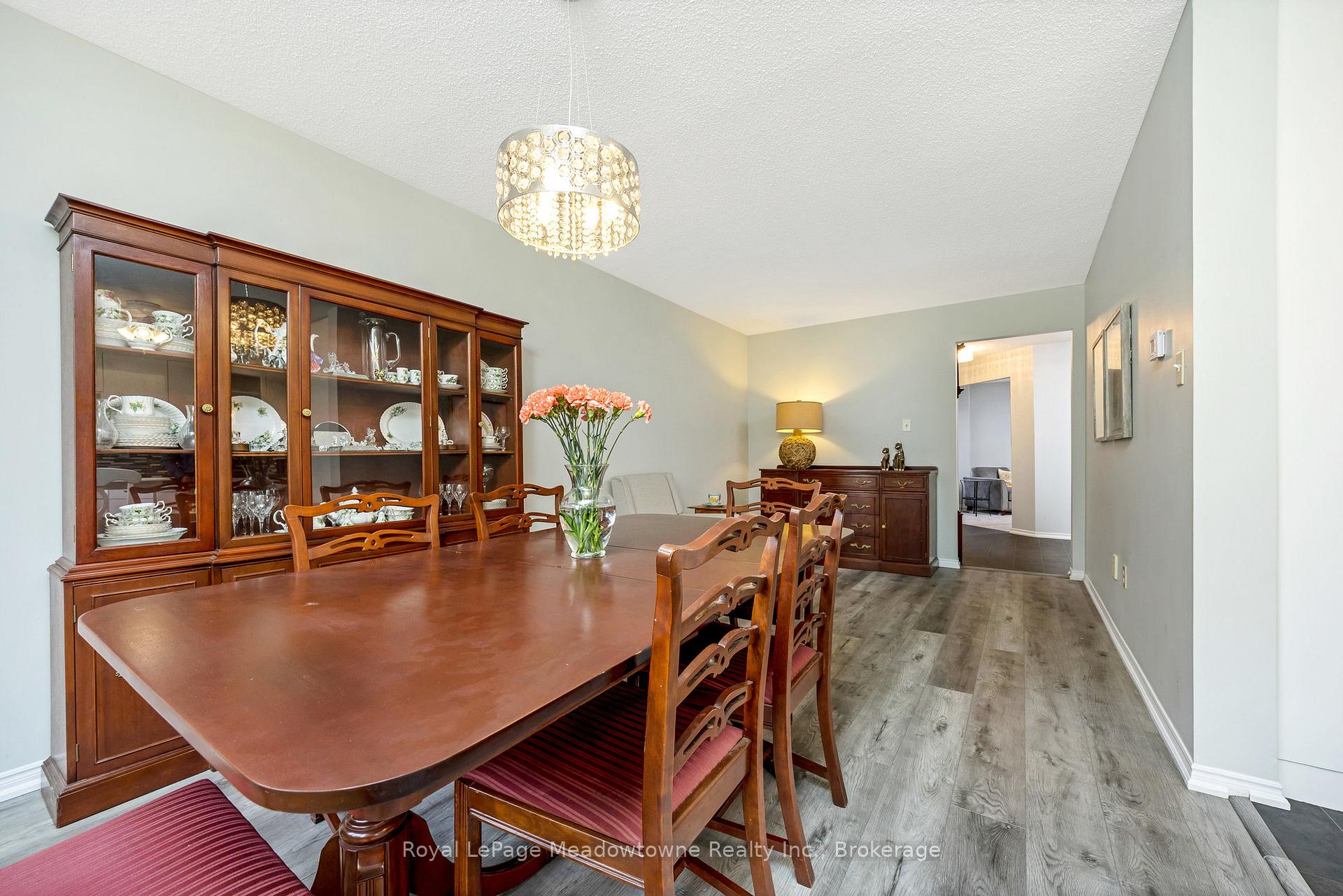 Photo 17 of Unit 6, 500 Silverthorne Crescent, Mississauga, Hurontario — HOMEH