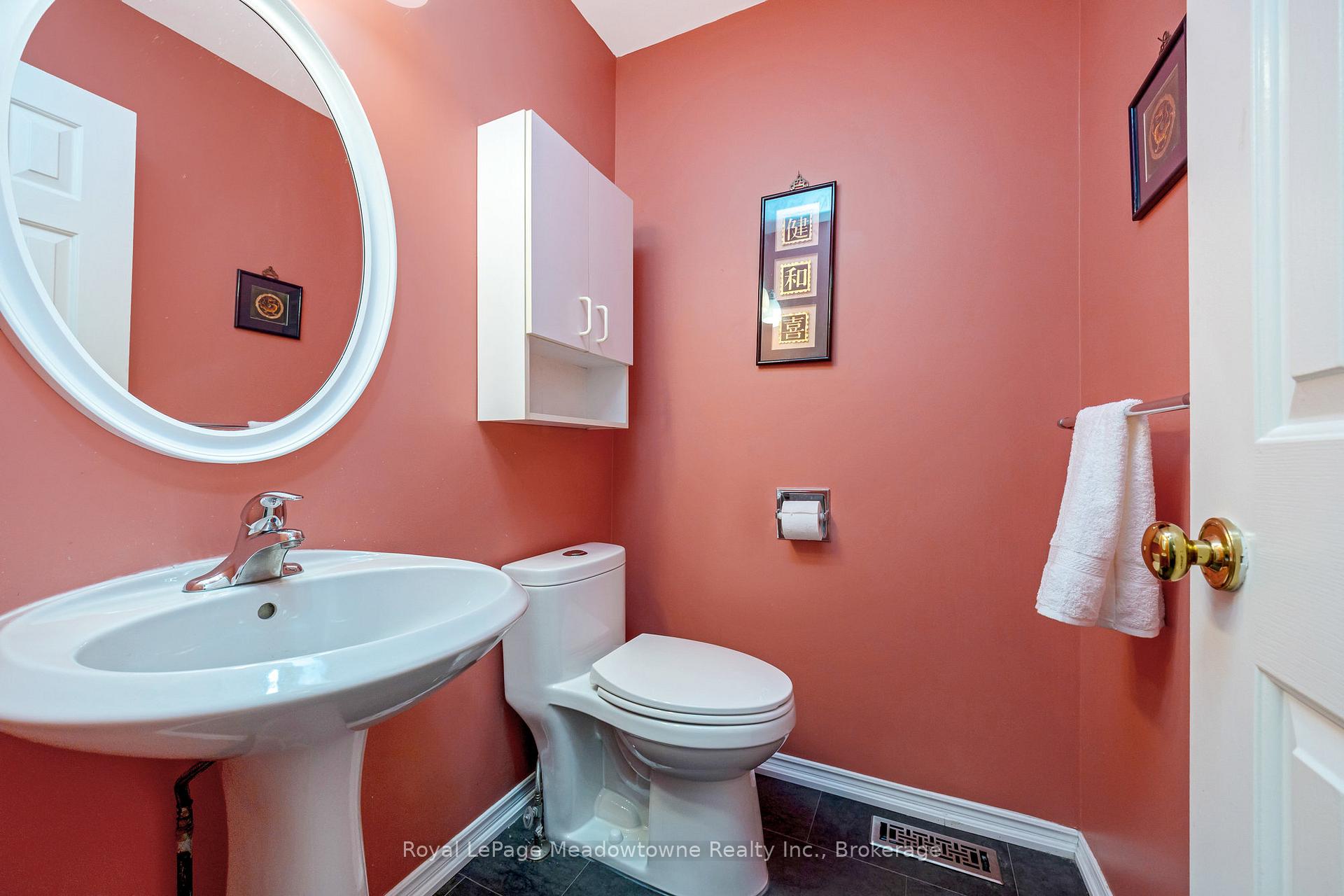 Photo 19 of Unit 6, 500 Silverthorne Crescent, Mississauga, Hurontario — HOMEH