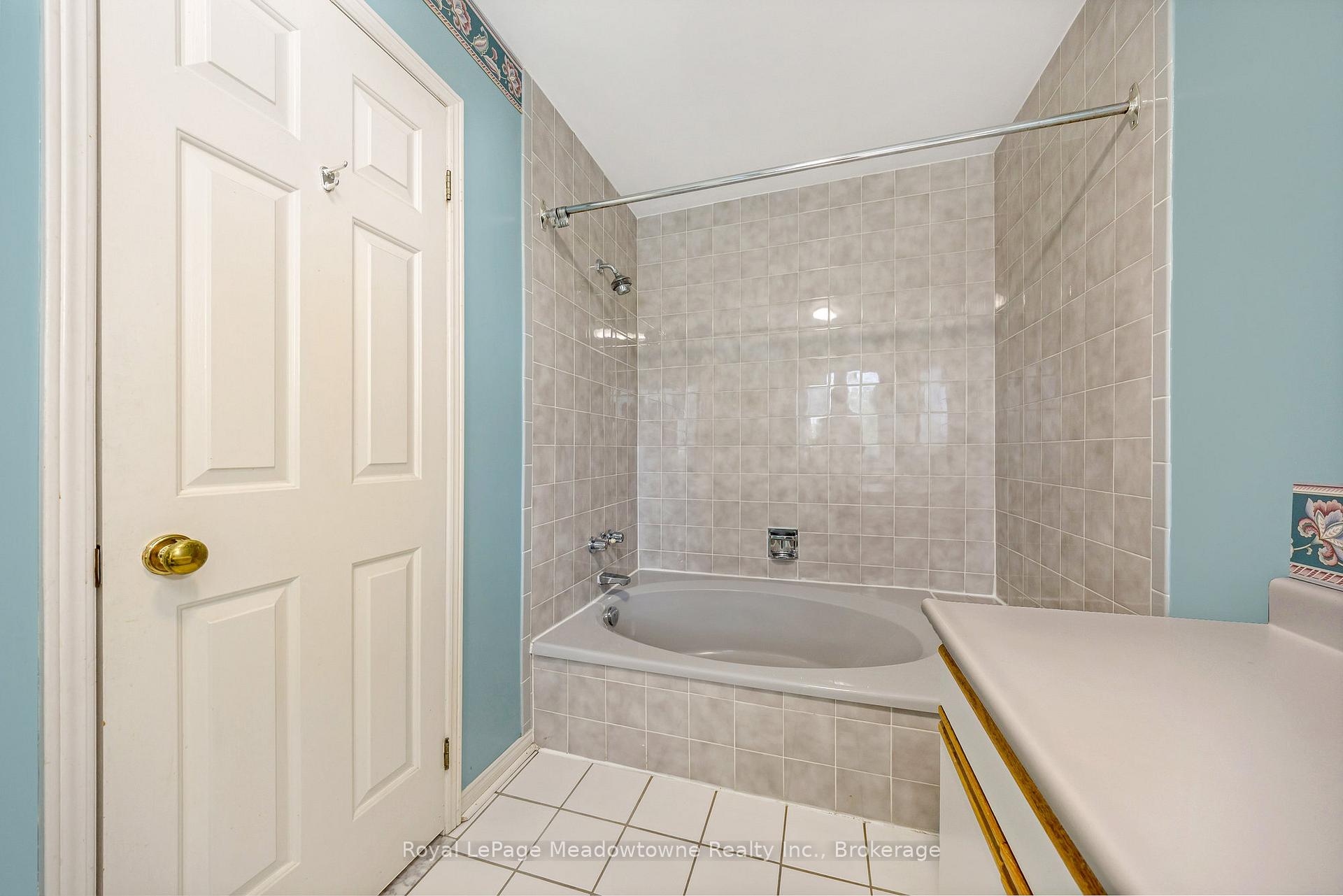 Photo 23 of Unit 6, 500 Silverthorne Crescent, Mississauga, Hurontario — HOMEH