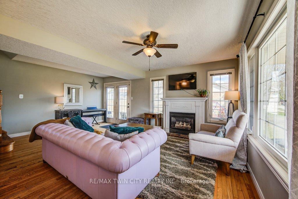 Photo 21 of 705 Lavery Street, North Perth, Listowel — HOMEH