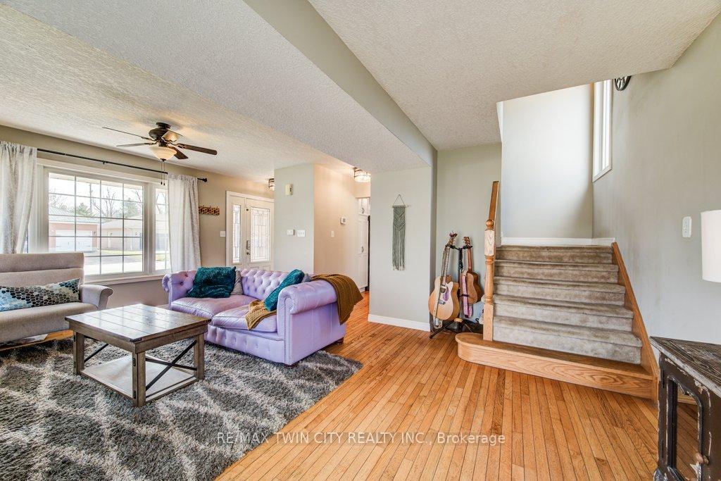 Photo 23 of 705 Lavery Street, North Perth, Listowel — HOMEH