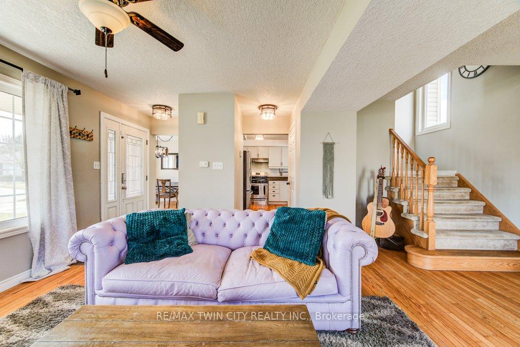 Photo 24 of 705 Lavery Street, North Perth, Listowel — HOMEH