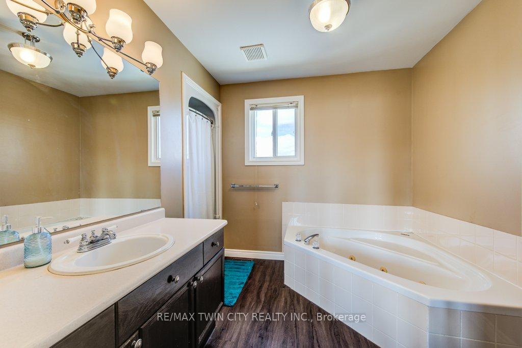 Photo 30 of 705 Lavery Street, North Perth, Listowel — HOMEH