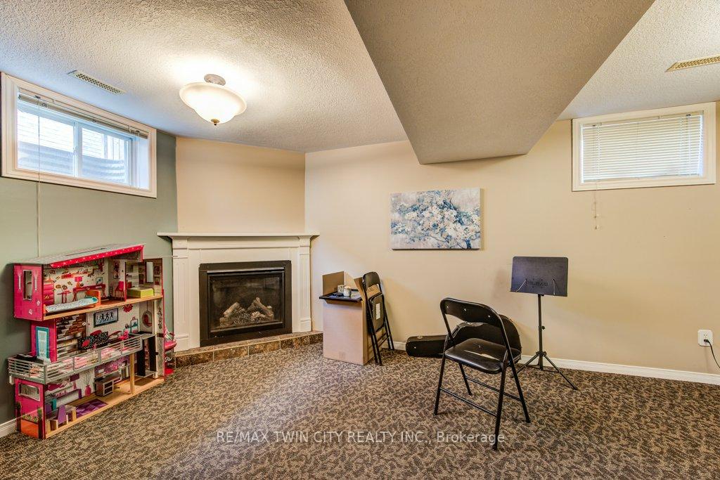 Photo 35 of 705 Lavery Street, North Perth, Listowel — HOMEH