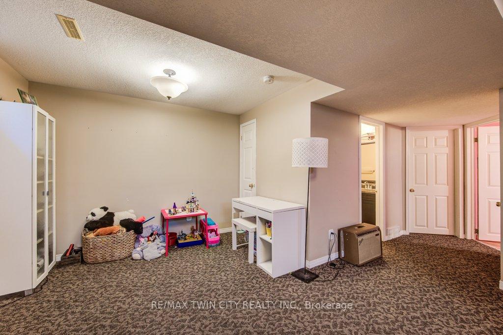 Photo 36 of 705 Lavery Street, North Perth, Listowel — HOMEH