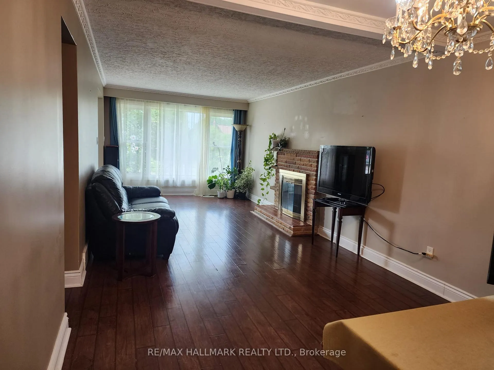 Photo 11 of Unit Main, 390 Gibbons Street, Oshawa, McLaughlin — HOMEH