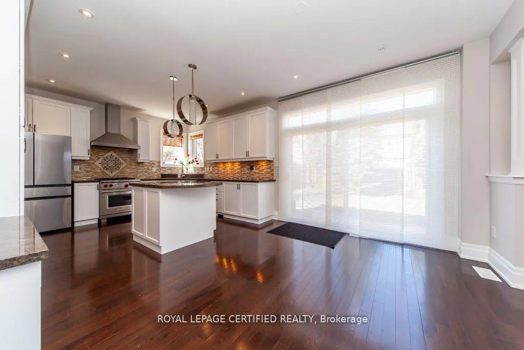 Photo 18 of 3420 Mistwell Crescent, Oakville, Bronte — HOMEH