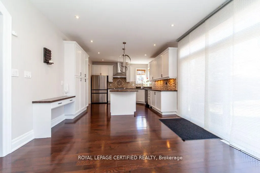 Photo 20 of 3420 Mistwell Crescent, Oakville, Bronte — HOMEH