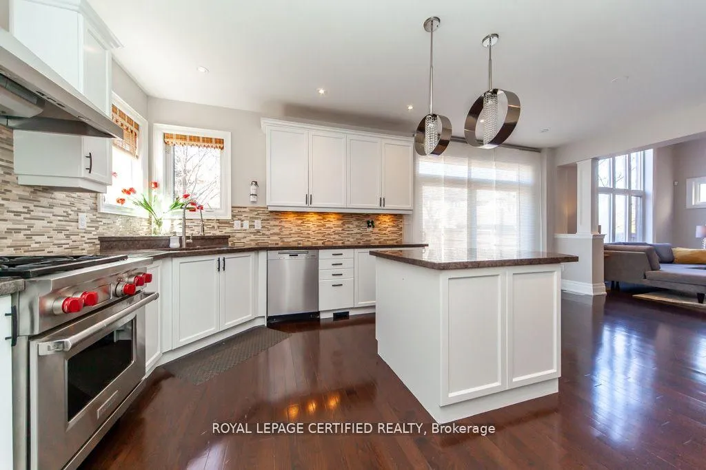 Photo 26 of 3420 Mistwell Crescent, Oakville, Bronte — HOMEH