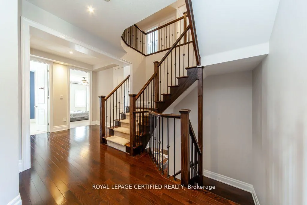 Photo 43 of 3420 Mistwell Crescent, Oakville, Bronte — HOMEH