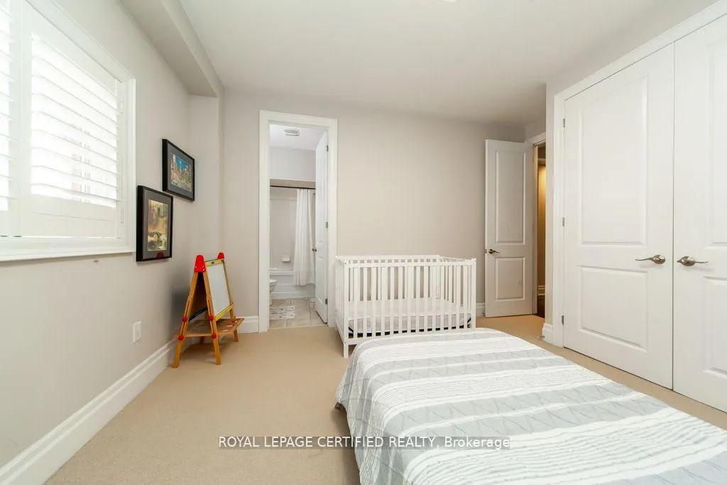 Photo 75 of 3420 Mistwell Crescent, Oakville, Bronte — HOMEH