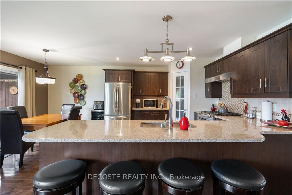 Photo 6 of 133 St George Street E, North Glengarry, Alexandria — HOMEH
