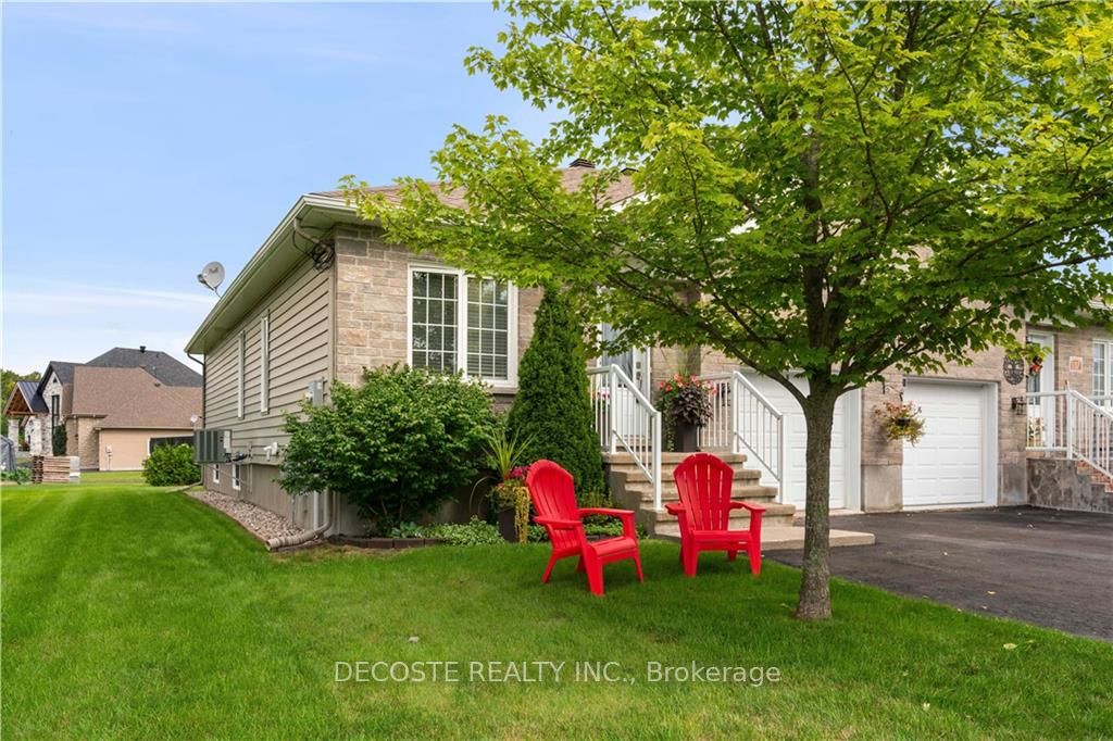 Photo 30 of 133 St George Street E, North Glengarry, Alexandria — HOMEH