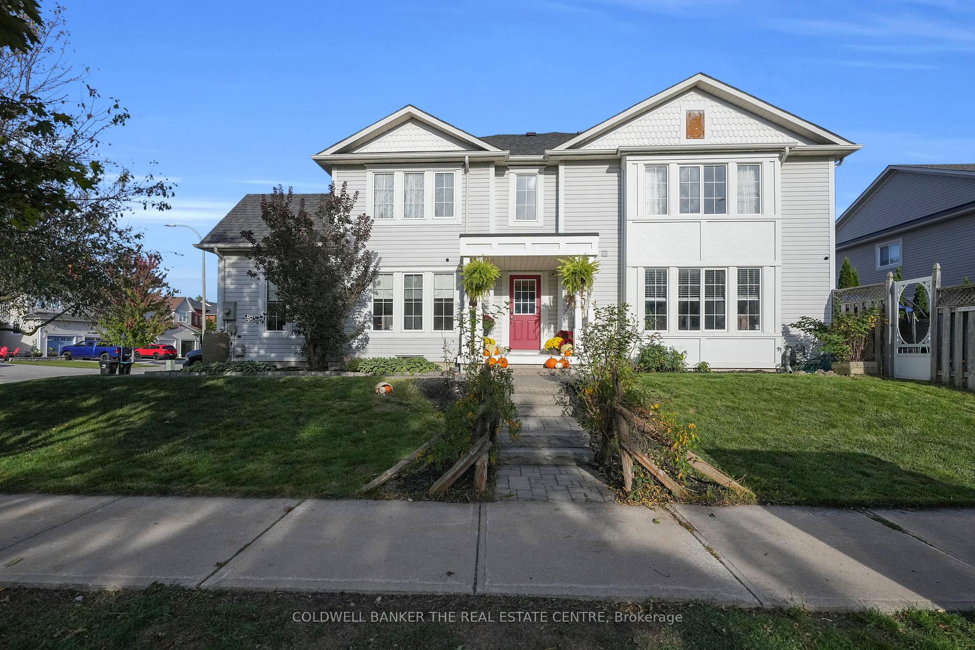 Photo 2 of 1 Mcgahey Street, New Tecumseth, Tottenham — HOMEH