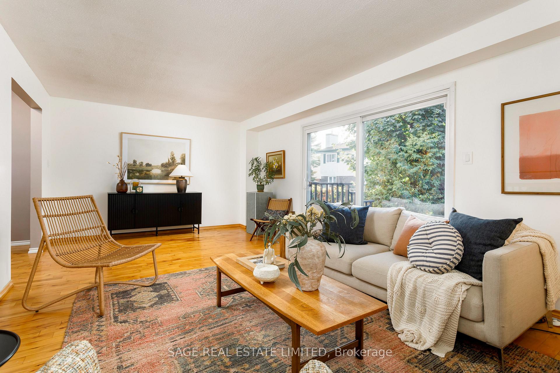 Photo 8 of 4102 Taffey Crescent, Mississauga, Erin Mills — HOMEH