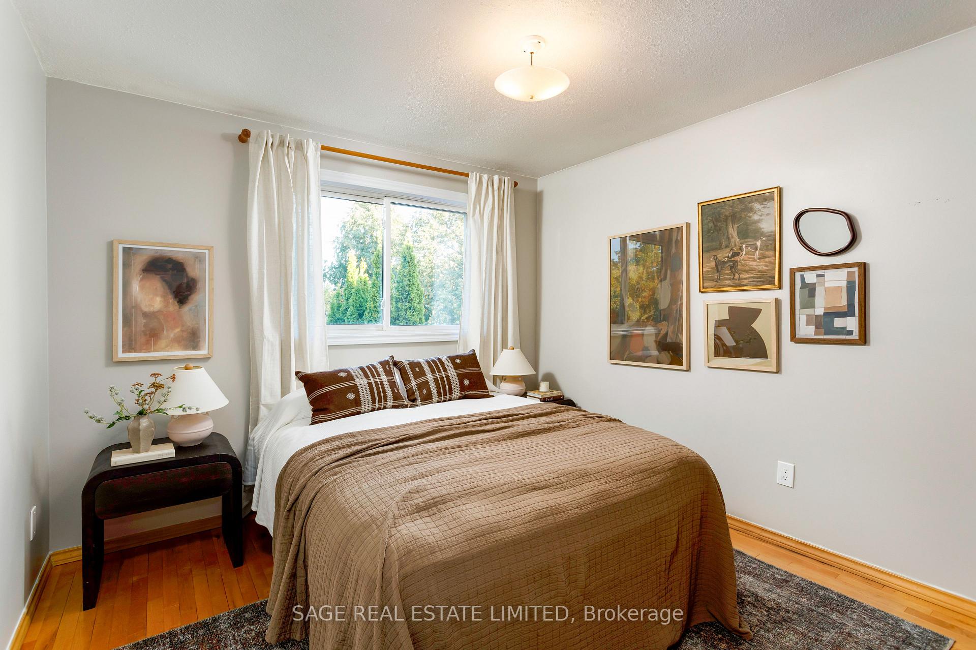 Photo 10 of 4102 Taffey Crescent, Mississauga, Erin Mills — HOMEH