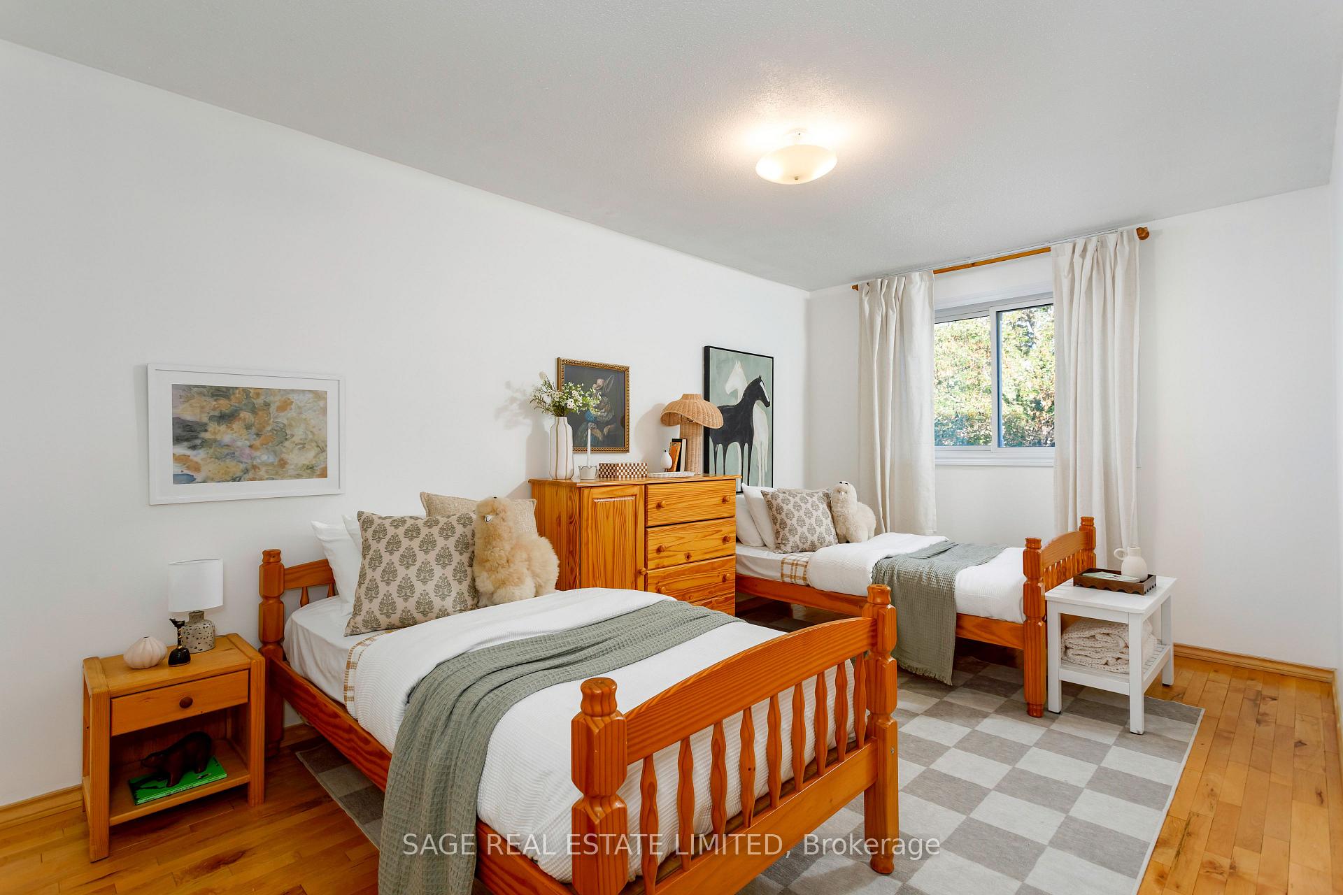 Photo 11 of 4102 Taffey Crescent, Mississauga, Erin Mills — HOMEH
