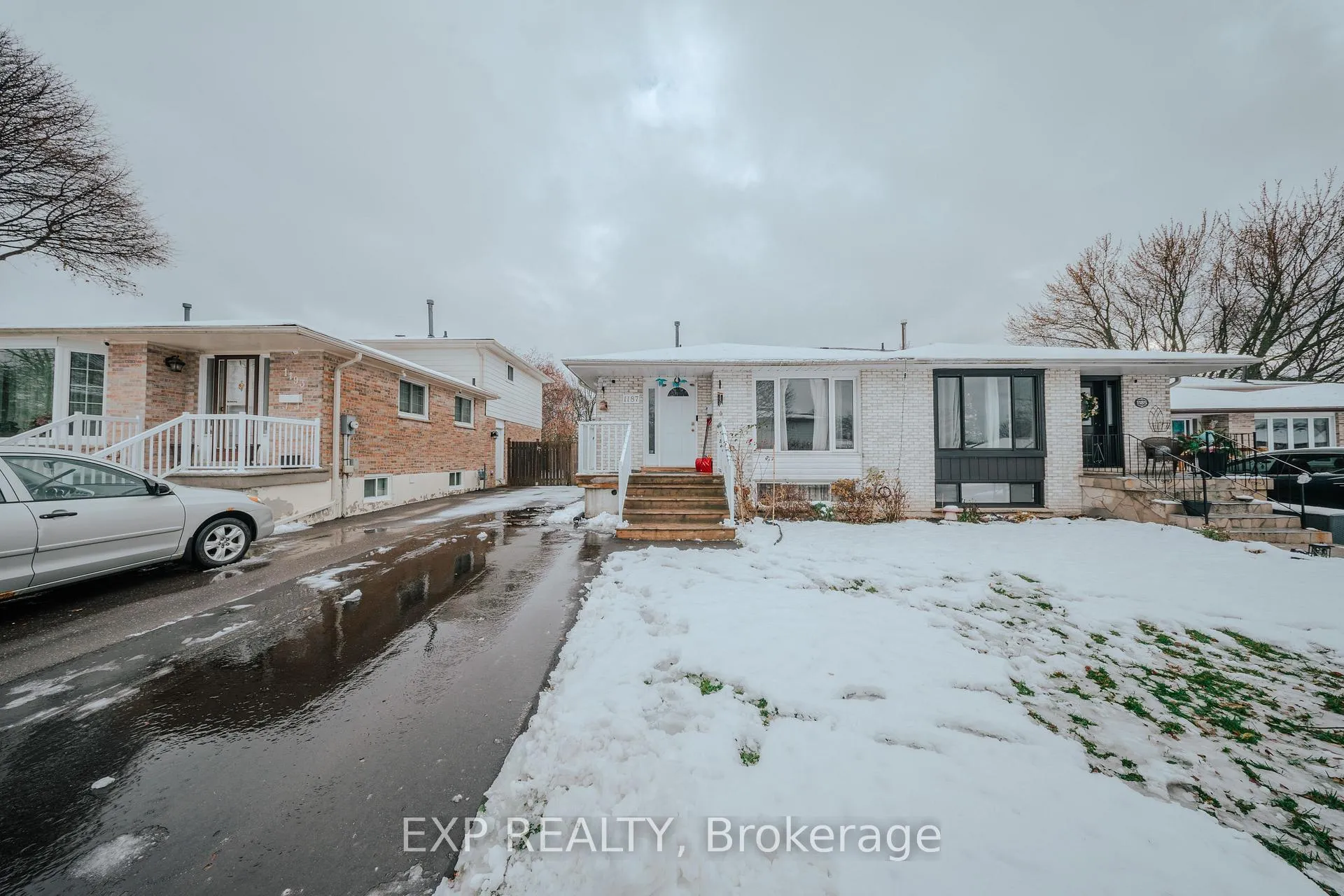 Front of 1187 Skylark Avenue
