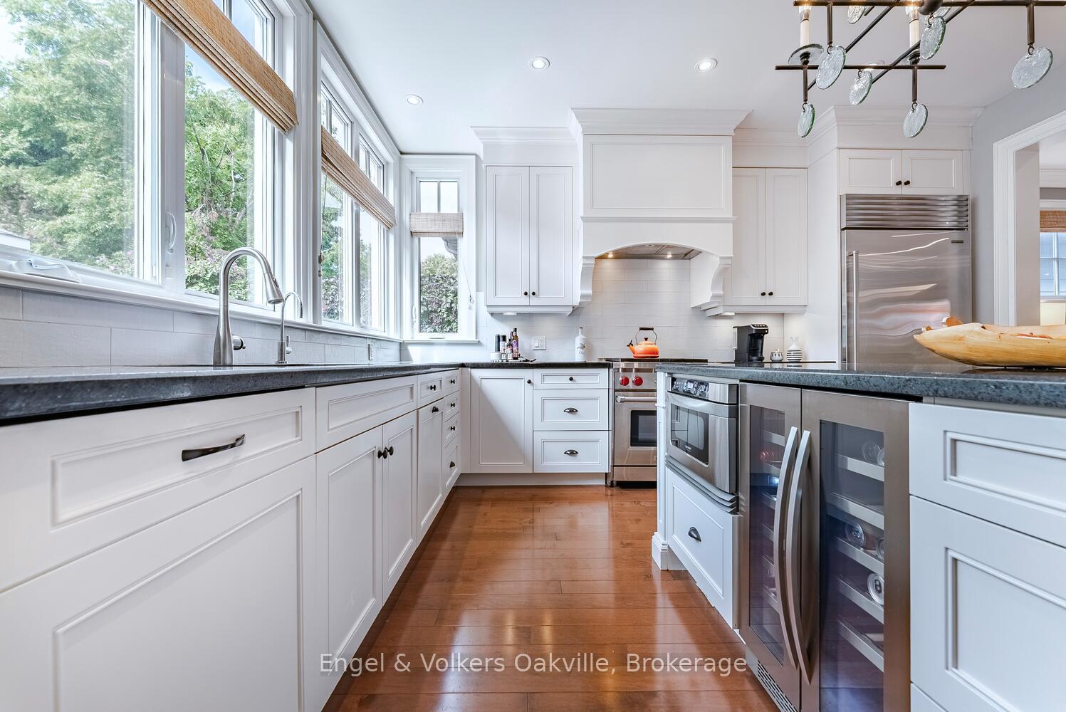 Photo 12 of 468 Wedgewood Drive, Oakville, Morrison — HOMEH