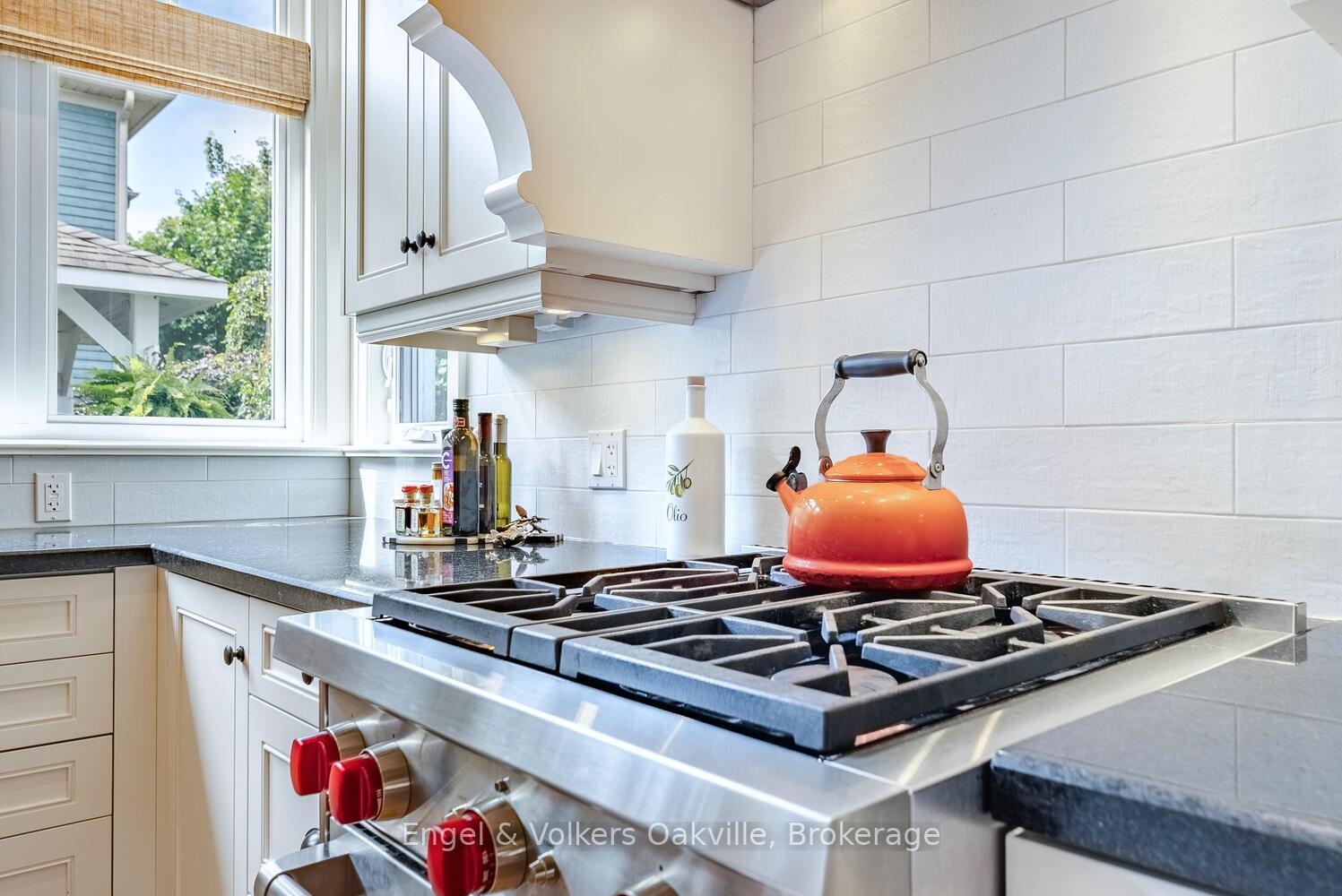 Photo 13 of 468 Wedgewood Drive, Oakville, Morrison — HOMEH