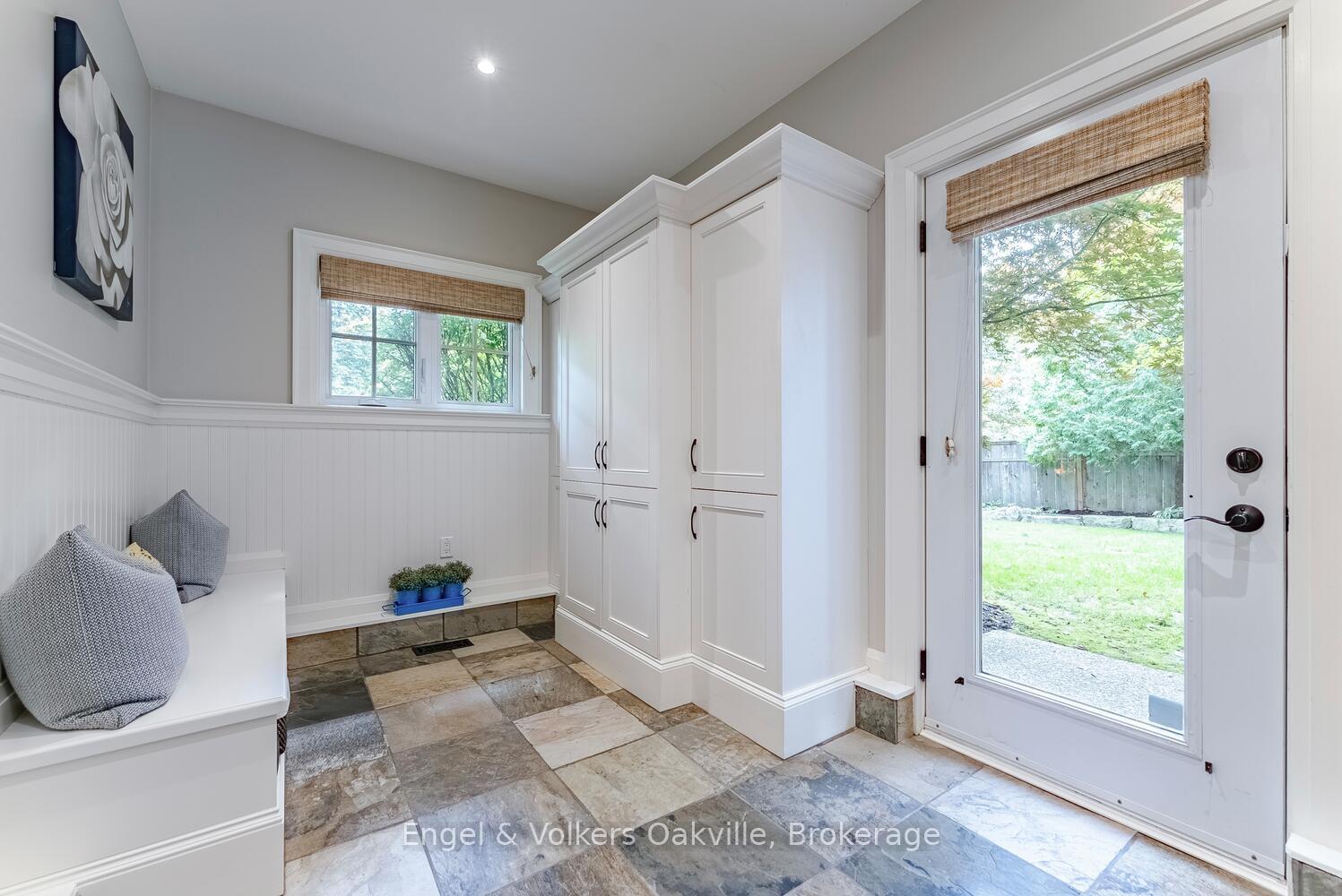 Photo 17 of 468 Wedgewood Drive, Oakville, Morrison — HOMEH