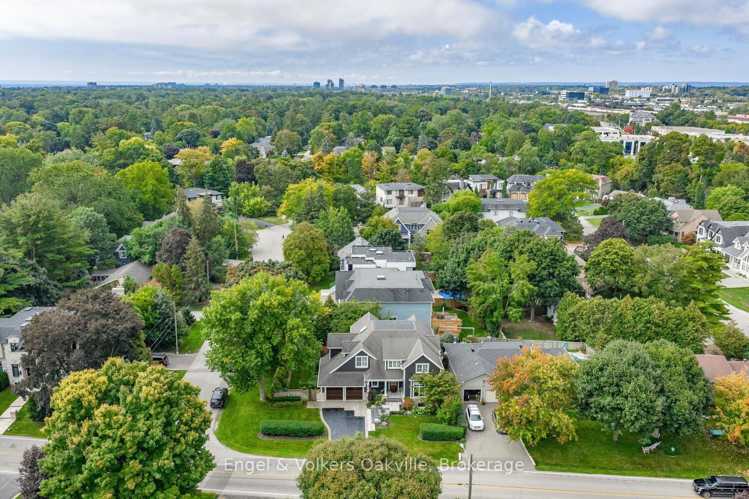 Photo 50 of 468 Wedgewood Drive, Oakville, Morrison — HOMEH