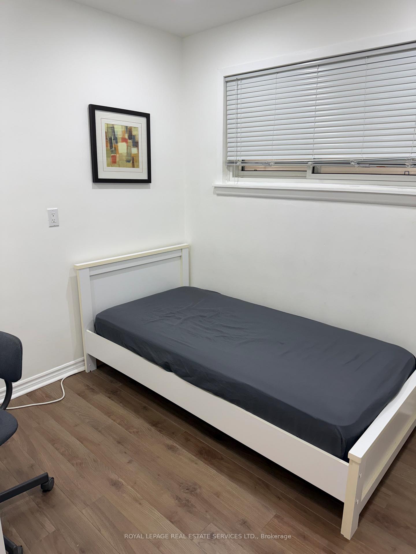 Photo 14 of 2402 Belyea Street, Oakville, Bronte — HOMEH