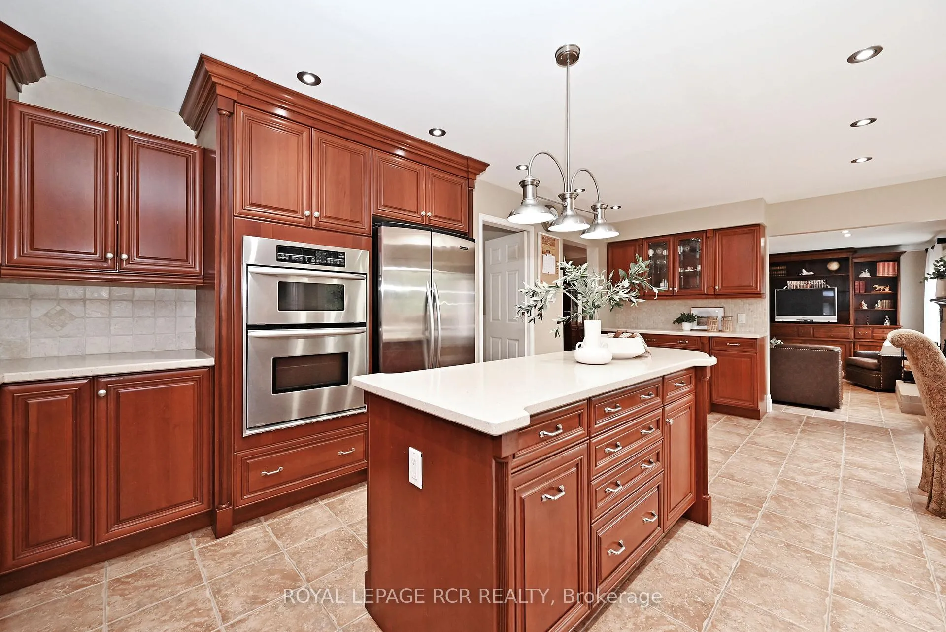 Photo 16 of 80 Cranberry Lane, Aurora, Aurora Highlands — HOMEH