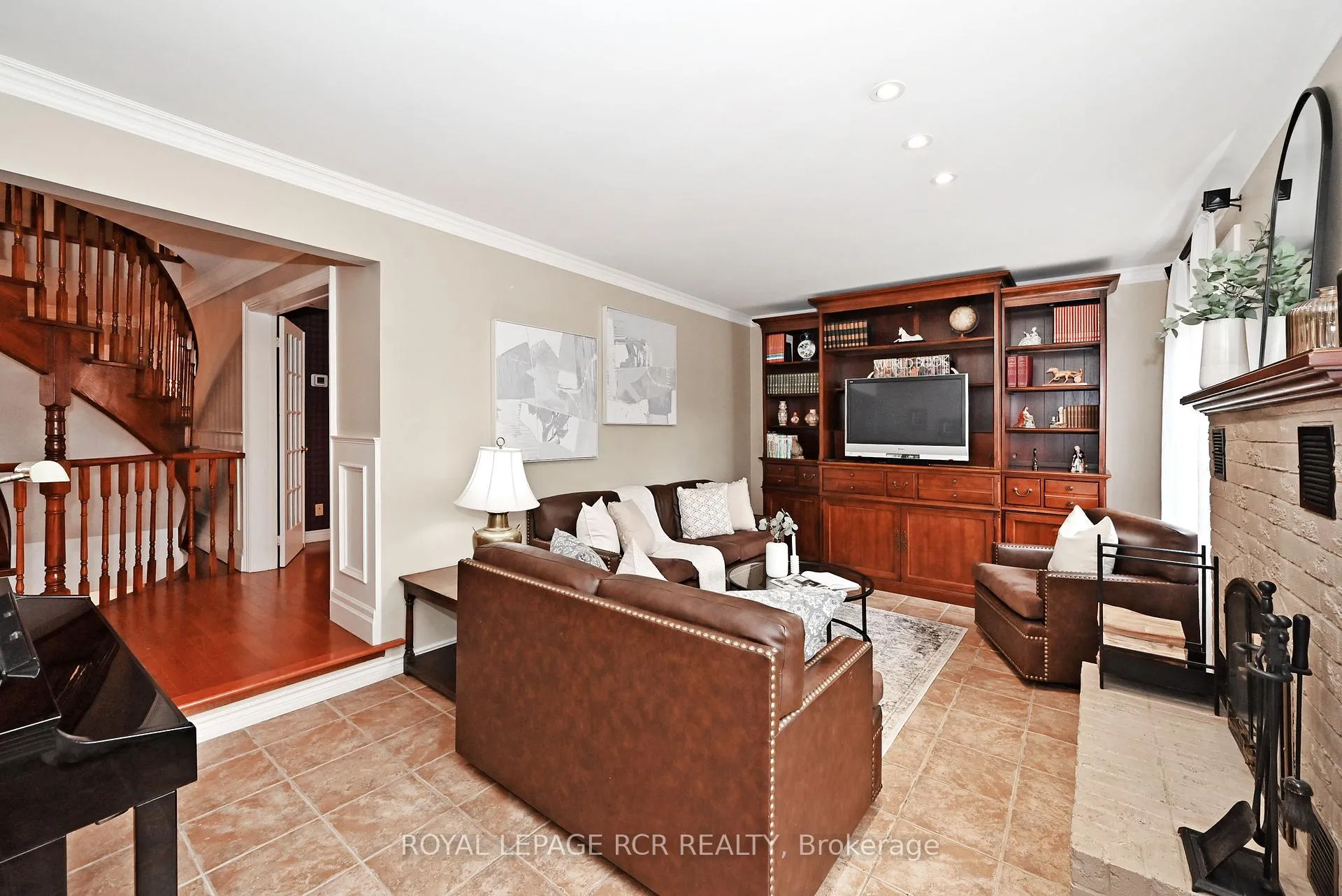 Photo 19 of 80 Cranberry Lane, Aurora, Aurora Highlands — HOMEH