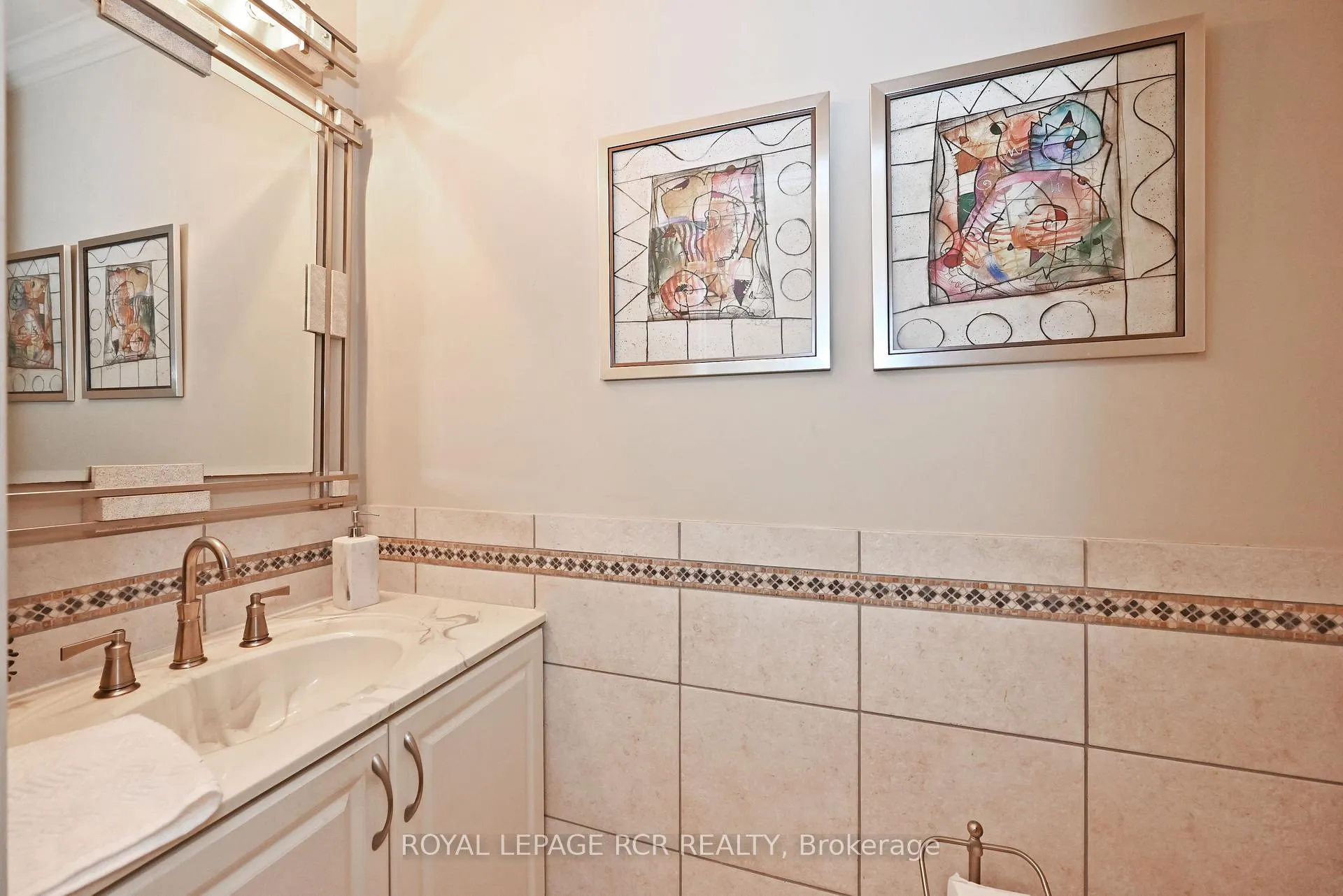 Photo 21 of 80 Cranberry Lane, Aurora, Aurora Highlands — HOMEH