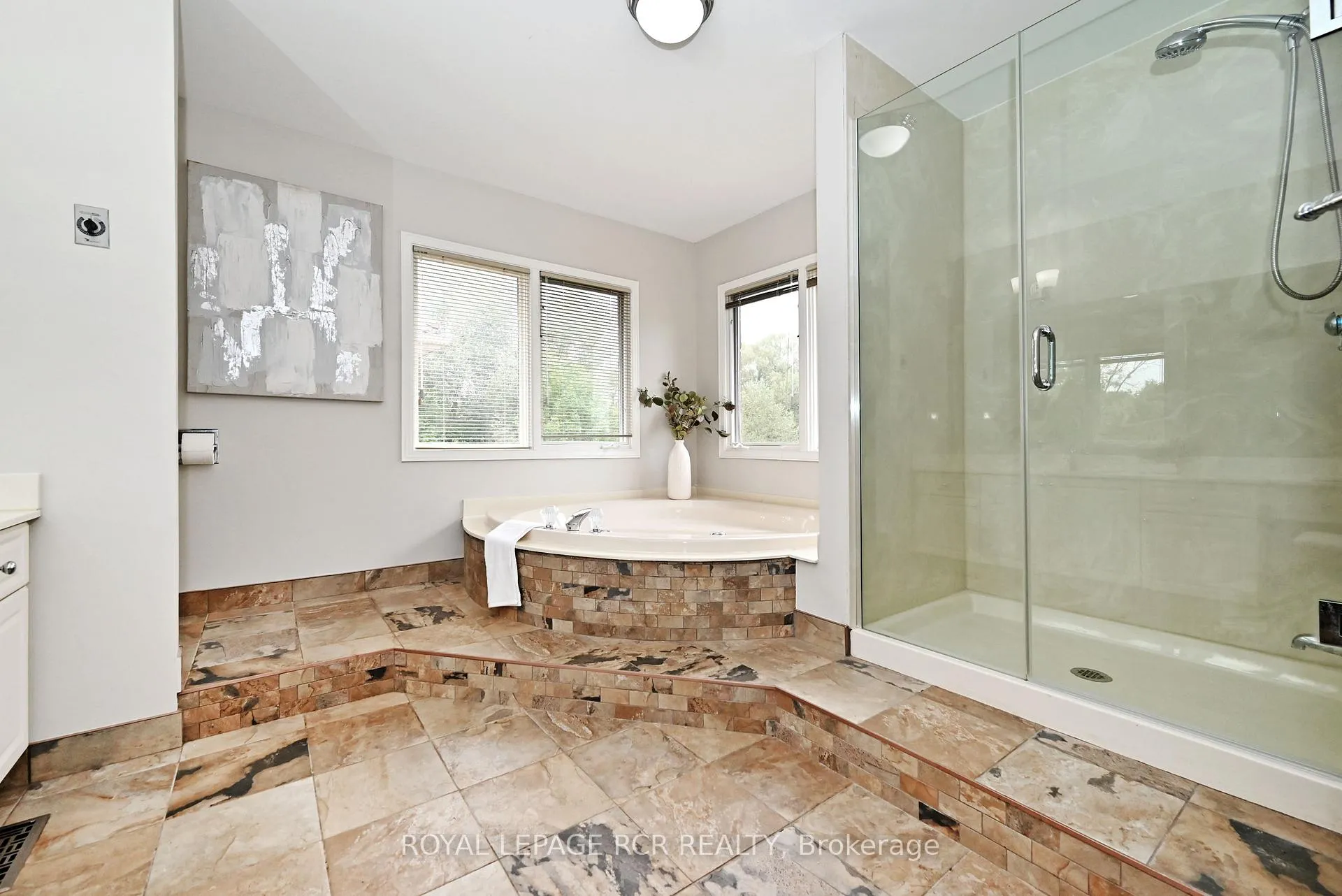 Photo 28 of 80 Cranberry Lane, Aurora, Aurora Highlands — HOMEH