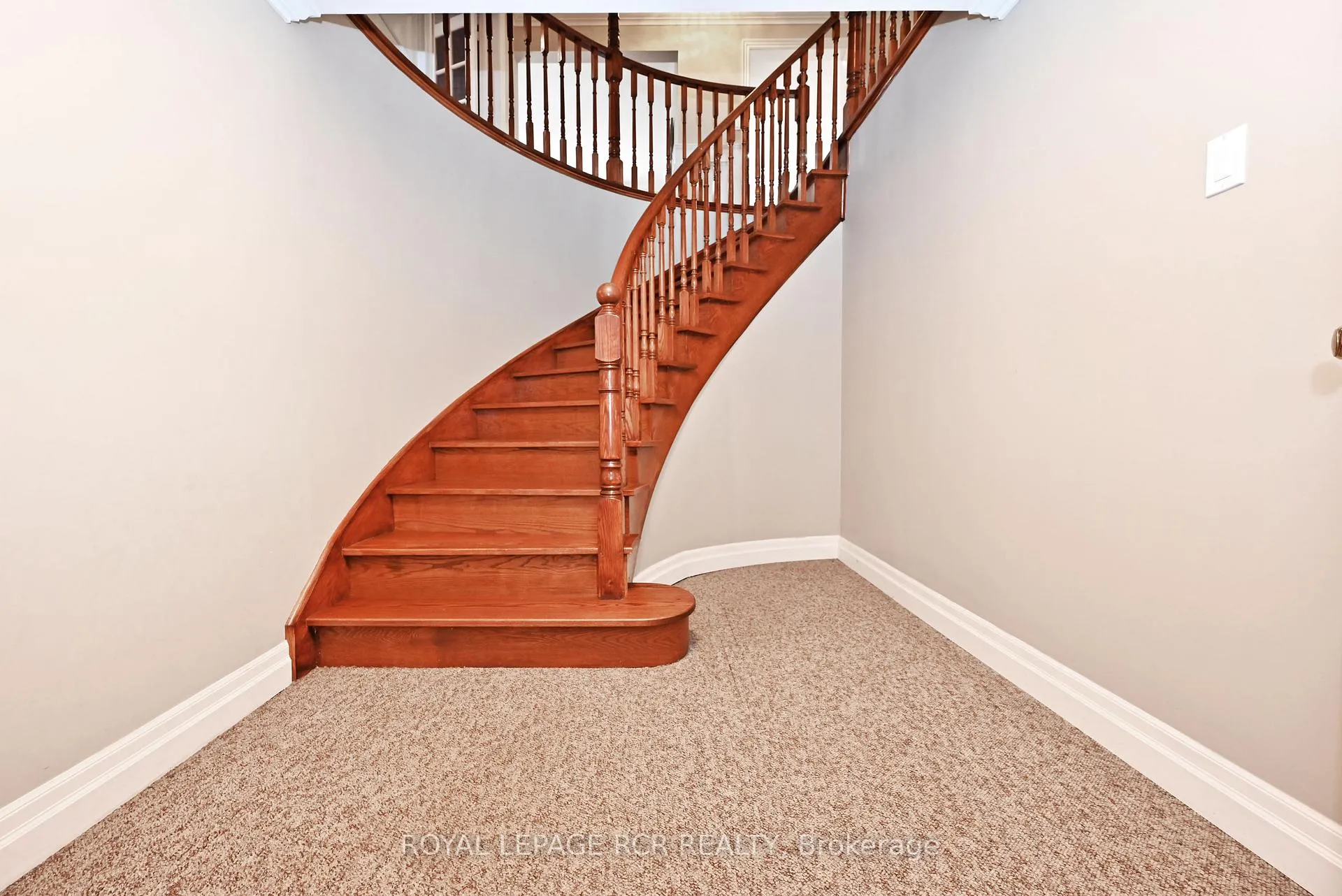 Photo 37 of 80 Cranberry Lane, Aurora, Aurora Highlands — HOMEH