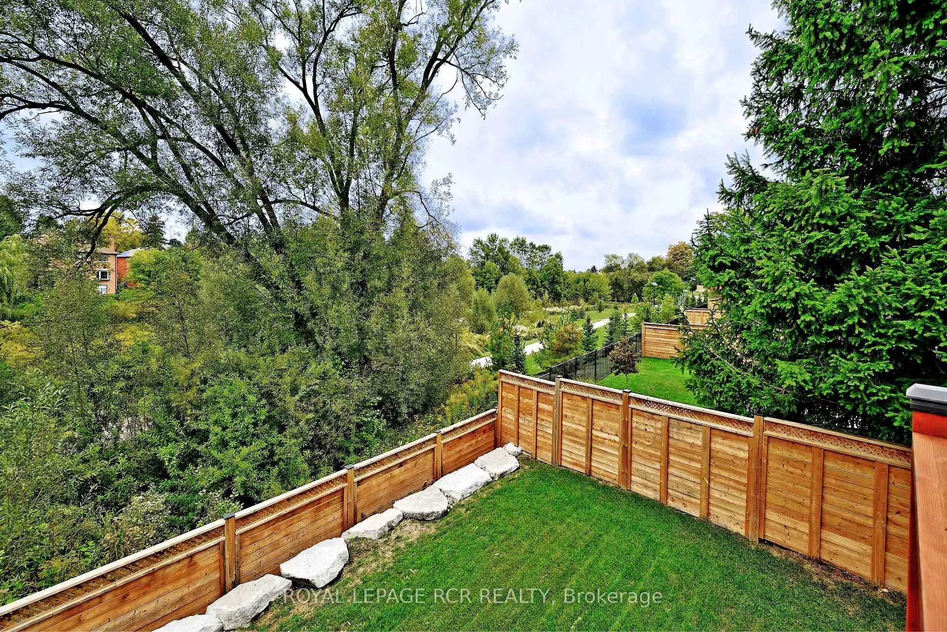 Photo 47 of 80 Cranberry Lane, Aurora, Aurora Highlands — HOMEH