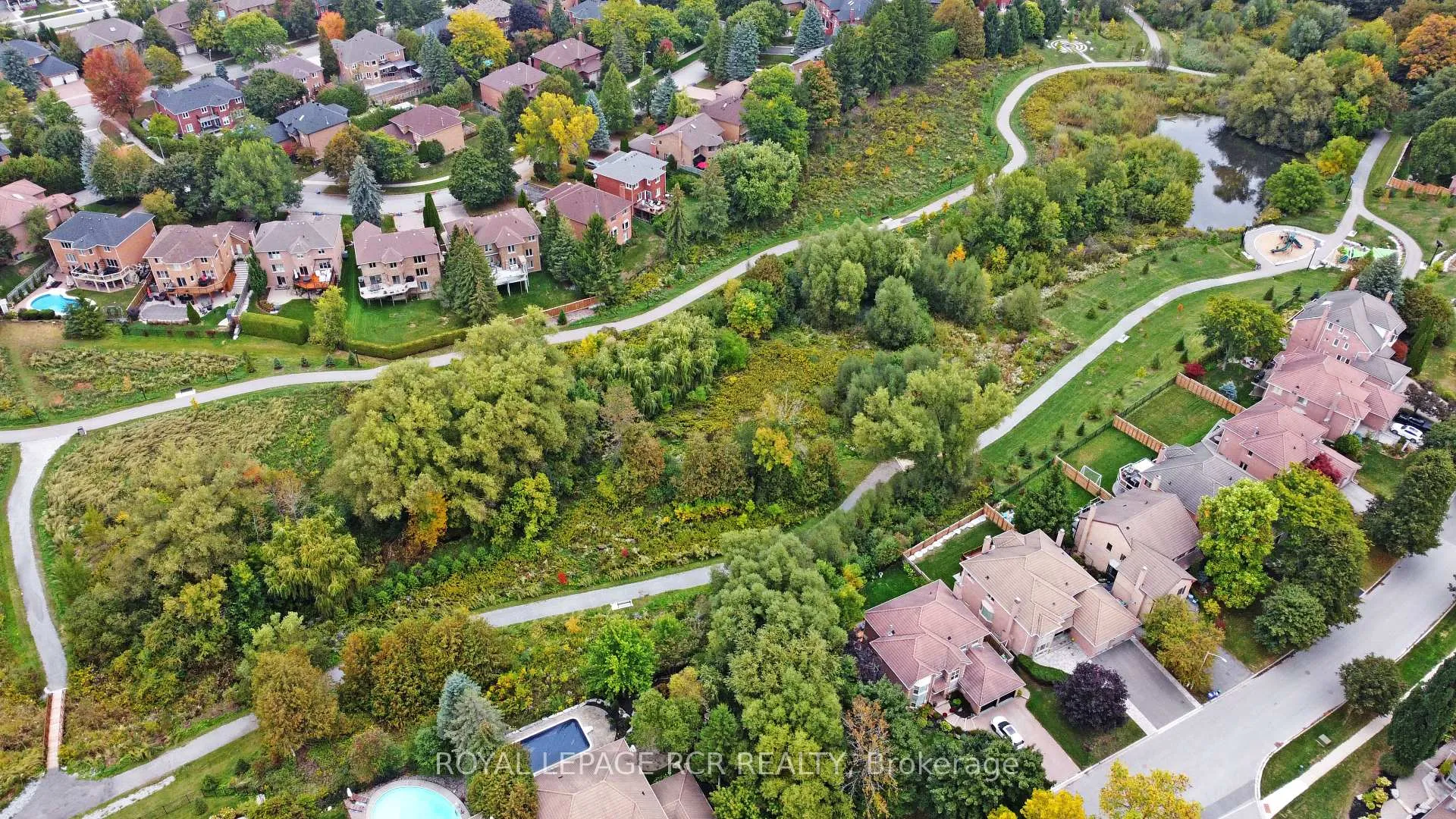 Photo 48 of 80 Cranberry Lane, Aurora, Aurora Highlands — HOMEH