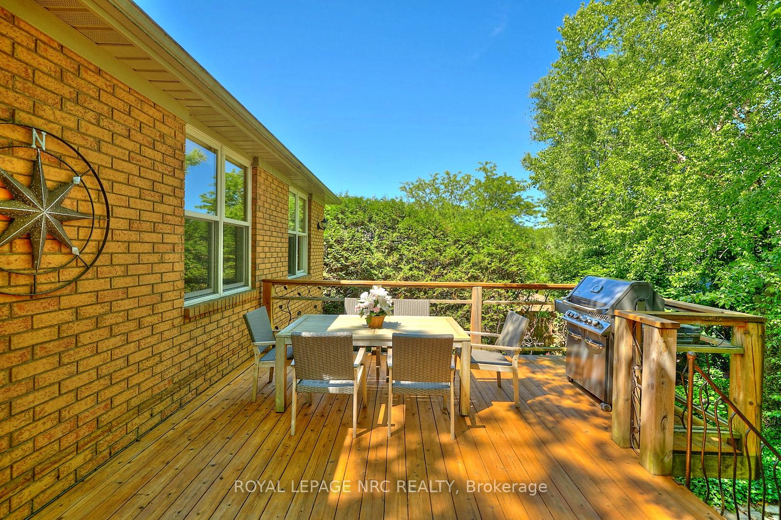 Photo 4 of 7 Scottdale Court, Pelham, Fonthill — HOMEH